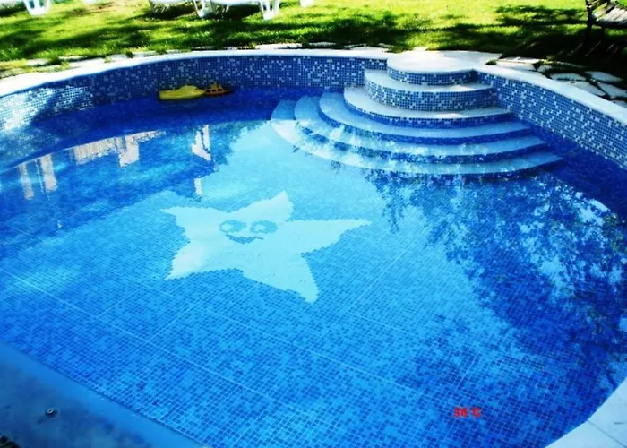 Family Bohema ホテル オグニャノヴォ