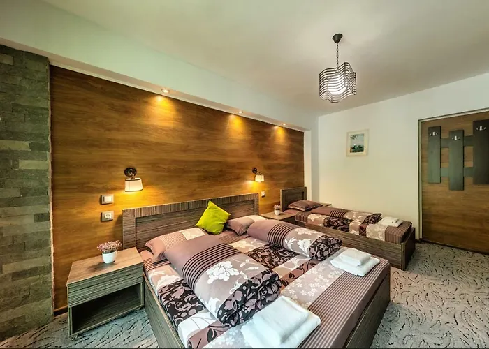 Family Bohema オグニャノヴォ